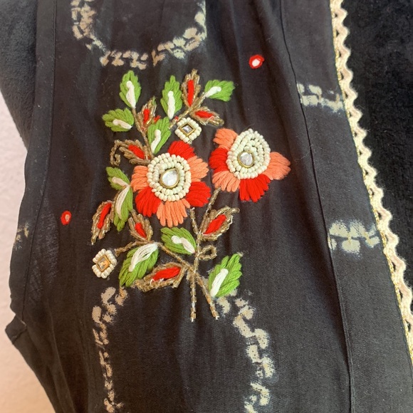 Anora black embroidered sleeveless long duster lightweight open front - Picture 3 of 7